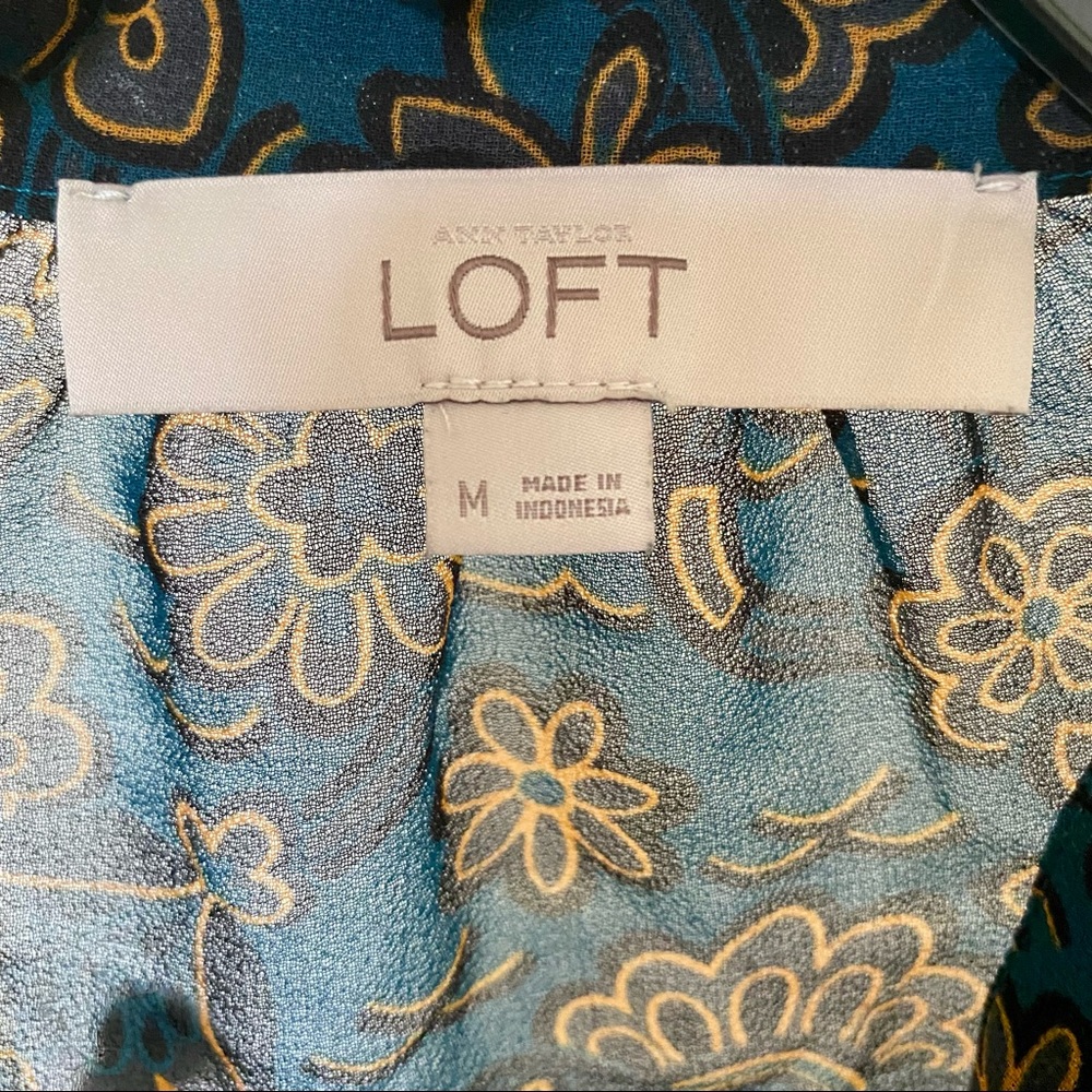 LOFT blue/green/gold and black floral 3/4 button blouse.Size Medium - Picture 3 of 9